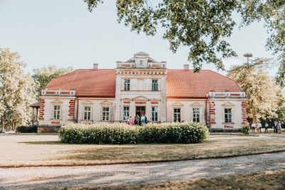 Jakiškių dvaras